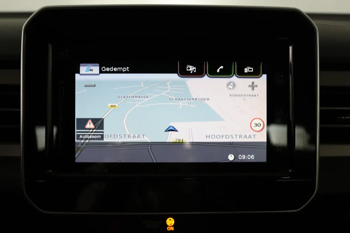 1.2 Smart Hybrid Style | Camera | Climate Control | Stoelverwarming | Lichtmetalen velgen | Keyless Start | Navigatie