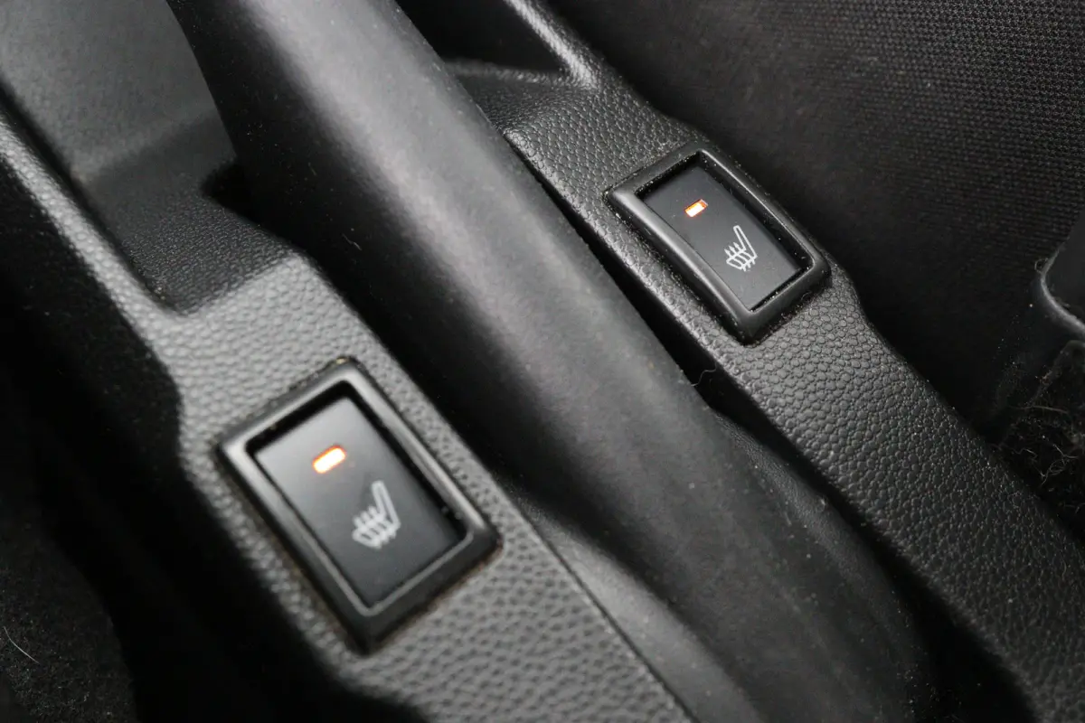 1.2 Smart Hybrid Style | Camera | Climate Control | Stoelverwarming | Lichtmetalen velgen | Keyless Start | Navigatie
