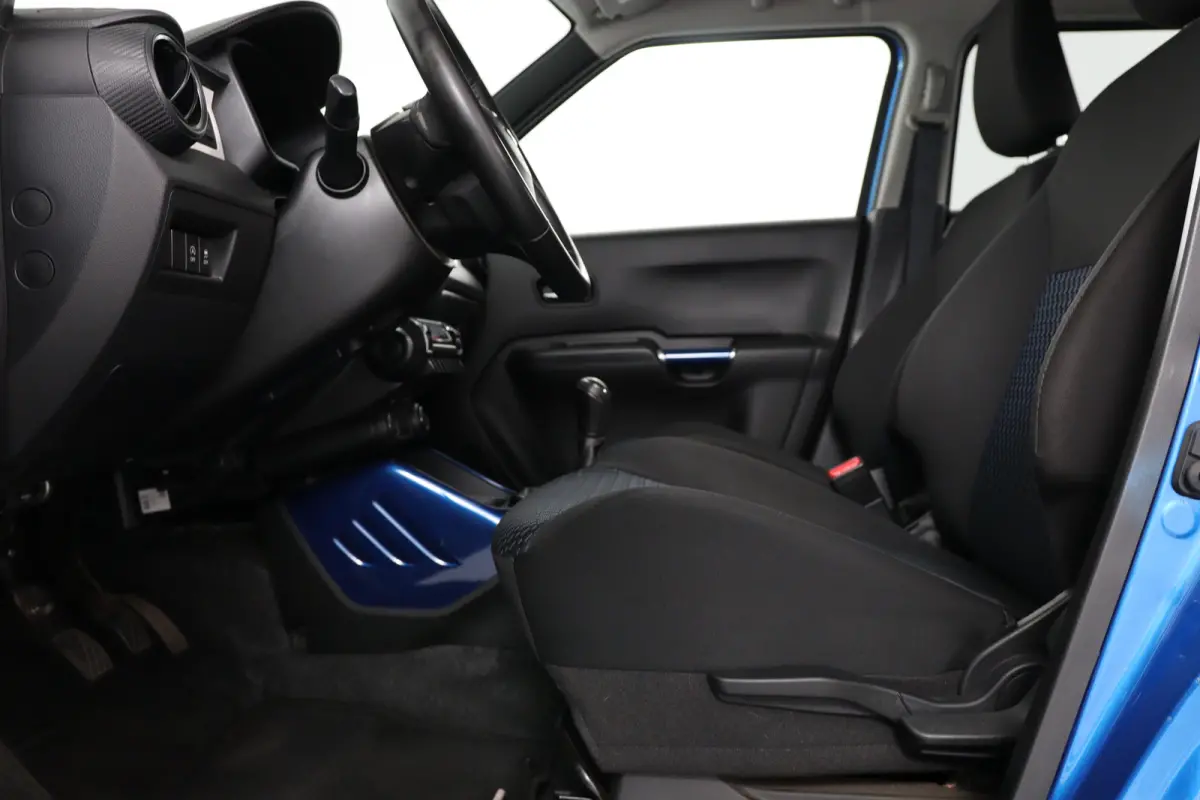 1.2 Smart Hybrid Style | Camera | Climate Control | Stoelverwarming | Lichtmetalen velgen | Keyless Start | Navigatie