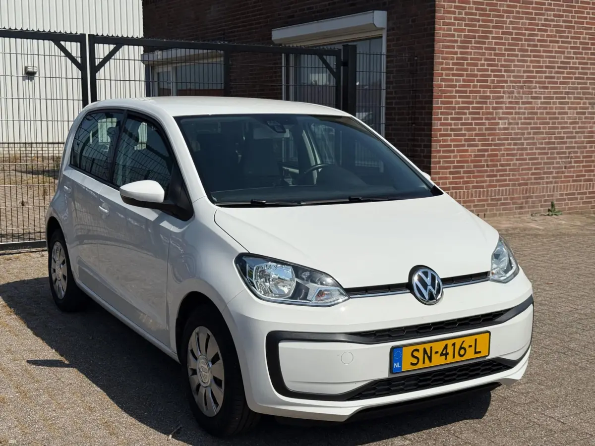 Up! 1.0 BMT move up! Camera PDC Dealer onderhouden!