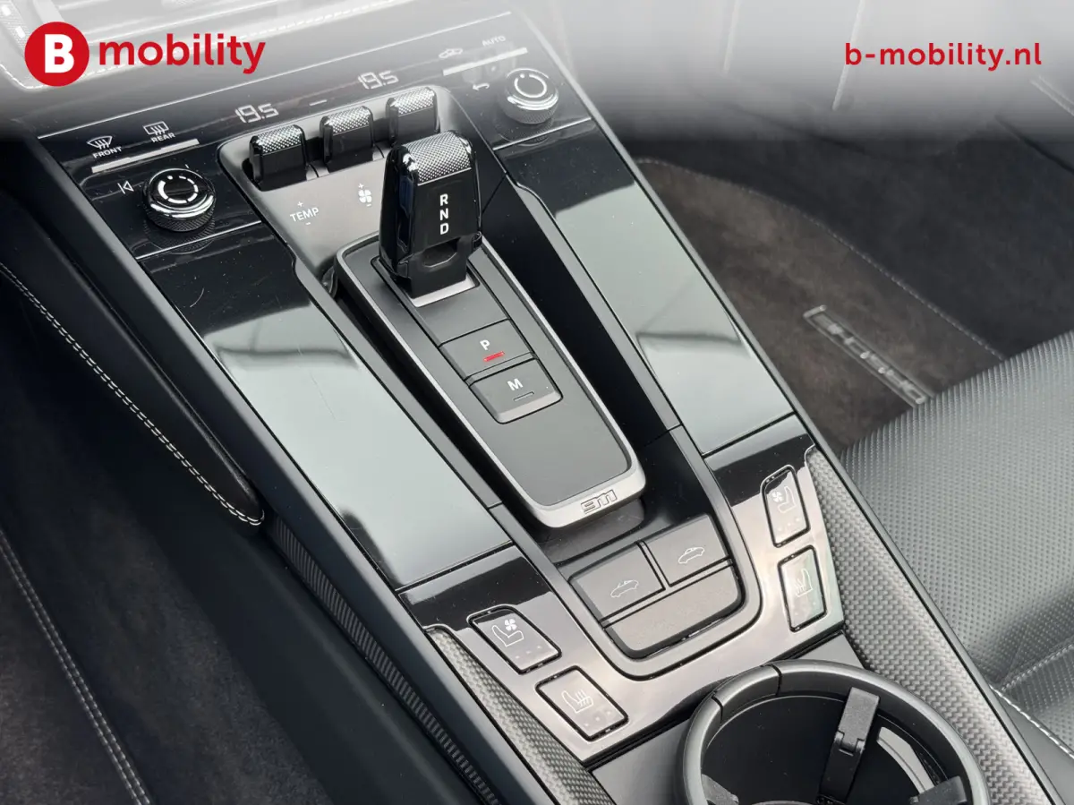 992 3.0 4 GTS Sport Chrono Burmester Dealer Onderhouden NL Auto! | 360 Camera | Adaptive Cruise Control | Stoelverwarming / Ventilatie
