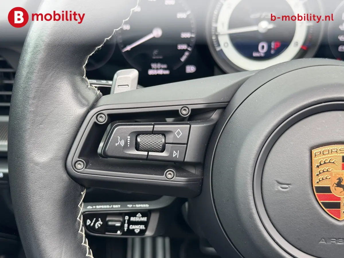 992 3.0 4 GTS Sport Chrono Burmester Dealer Onderhouden NL Auto! | 360 Camera | Adaptive Cruise Control | Stoelverwarming / Ventilatie