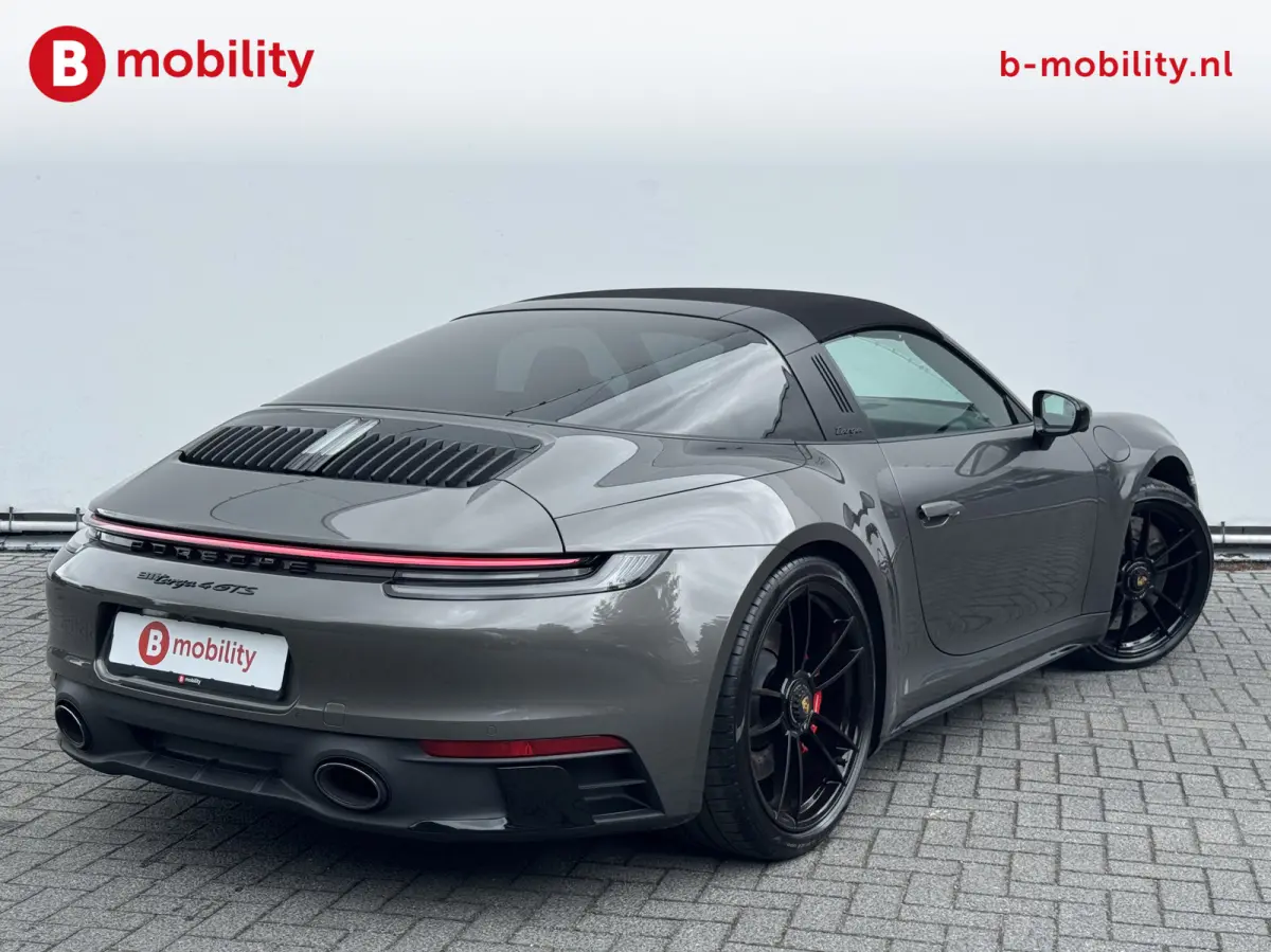 992 3.0 4 GTS Sport Chrono Burmester Dealer Onderhouden NL Auto! | 360 Camera | Adaptive Cruise Control | Stoelverwarming / Ventilatie