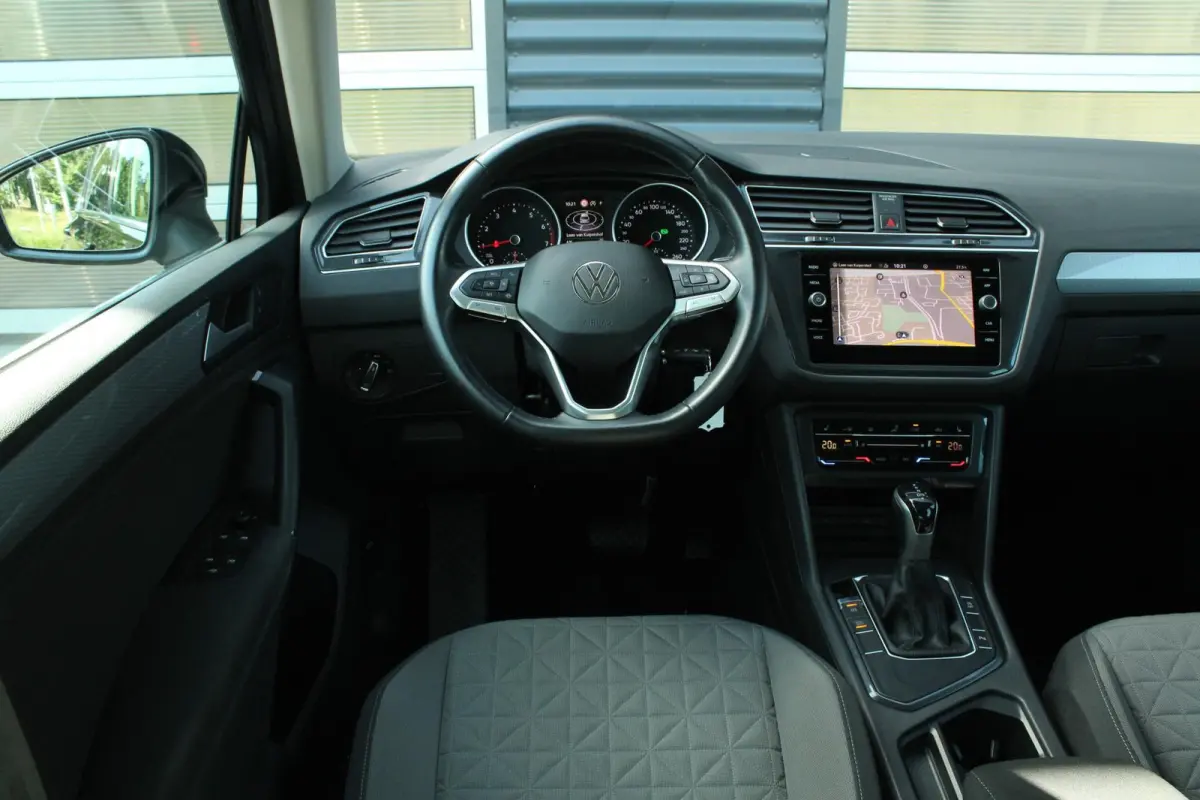 1.5 TSI 150pk DSG Life Business | Trekhaak Wegklapbaar | Navigatie | Apple Carplay & Android Auto