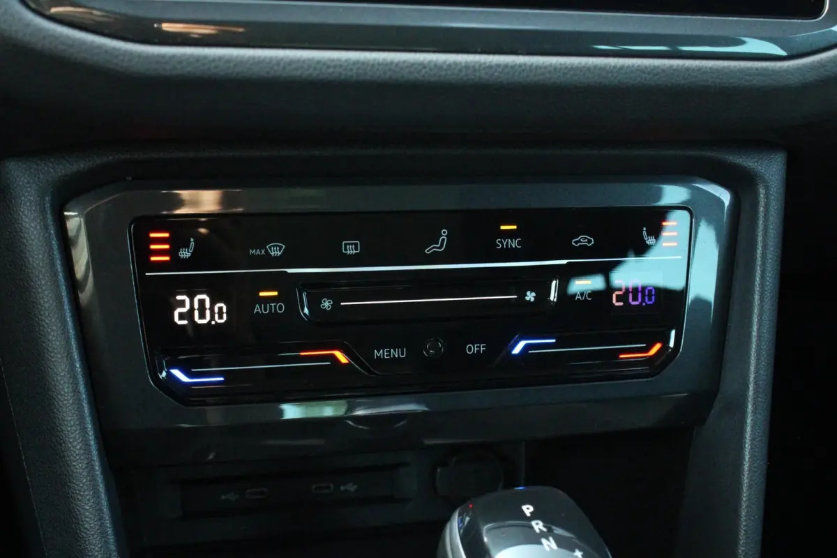 1.5 TSI 150pk DSG Life Business | Trekhaak Wegklapbaar | Navigatie | Apple Carplay & Android Auto