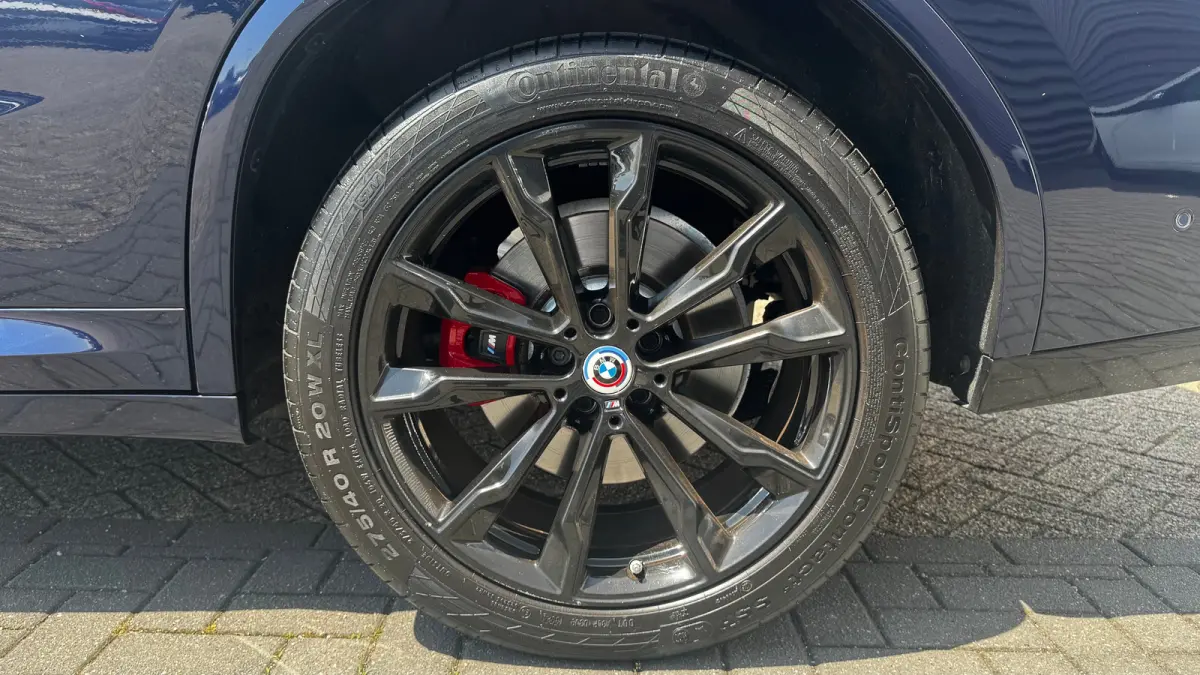 XDRIVE20I 245PK BUSINESS EDITION PLUS M-SPORT AUTOMAAT / NAVI / LEDER / LASER-LED / CLIMA / 19" LMV / PANO. DAK / KEYLESS / CAMERA / ELEK. TREKHAAK / ORG. NL. / ADAPT. CRUISECONTROL / WINTER