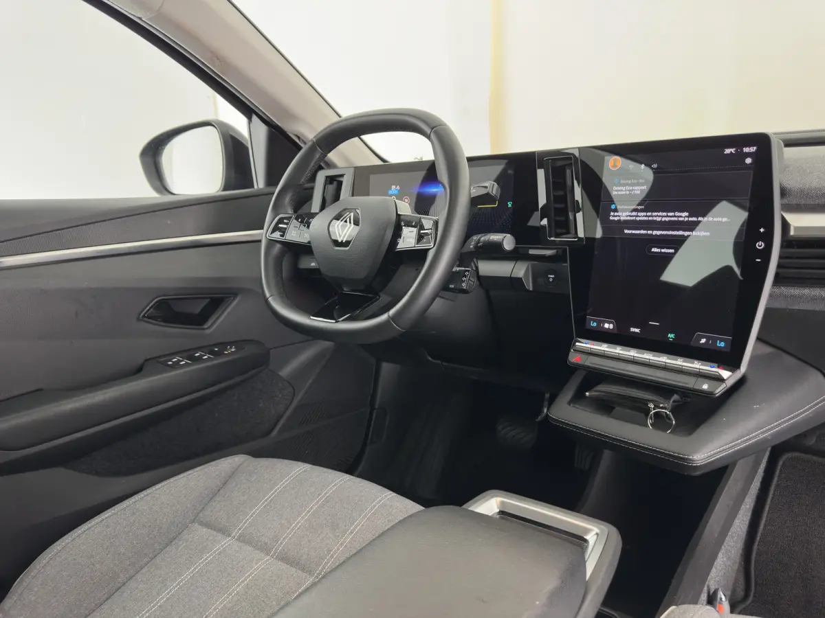 EV60 Optimum Charge Evolution [3-Fase-22kW] {SoH-91%} (INCL-BTW) Aut. *HEATPUMP | FULL-LED | CAMERA | LANE-ASSIST | KEYLESS | NAVI-FULLMAP | CARPLAY | COMFORTSEATS | DIGI-COCKPIT | ECC | PDC