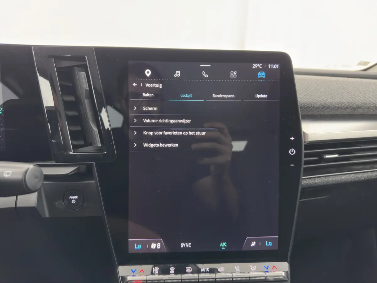EV60 Optimum Charge Evolution [3-Fase-22kW] {SoH-91%} (INCL-BTW) Aut. *HEATPUMP | FULL-LED | CAMERA | LANE-ASSIST | KEYLESS | NAVI-FULLMAP | CARPLAY | COMFORTSEATS | DIGI-COCKPIT | ECC | PDC
