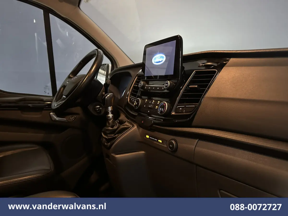 2.0 TDCI 170pk L1H1 Euro6 Airco | Camera | LED | Apple Carplay | Cruisecontrol | Raptor grill | Leder Android Auto, LM velgen, Verwarmde voorruit, Parkeersensoren, Bijrijdersbank, 2500kg tre