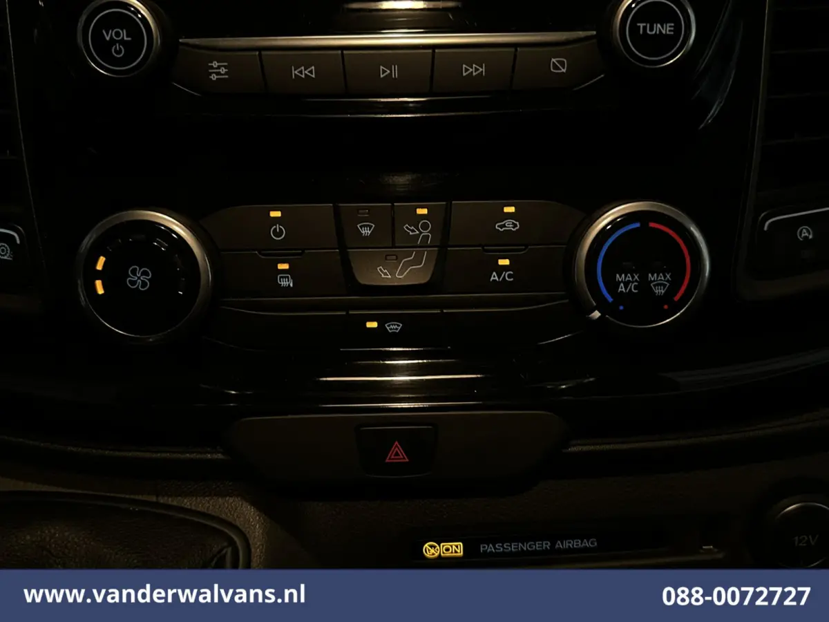 2.0 TDCI 170pk L1H1 Euro6 Airco | Camera | LED | Apple Carplay | Cruisecontrol | Raptor grill | Leder Android Auto, LM velgen, Verwarmde voorruit, Parkeersensoren, Bijrijdersbank, 2500kg tre
