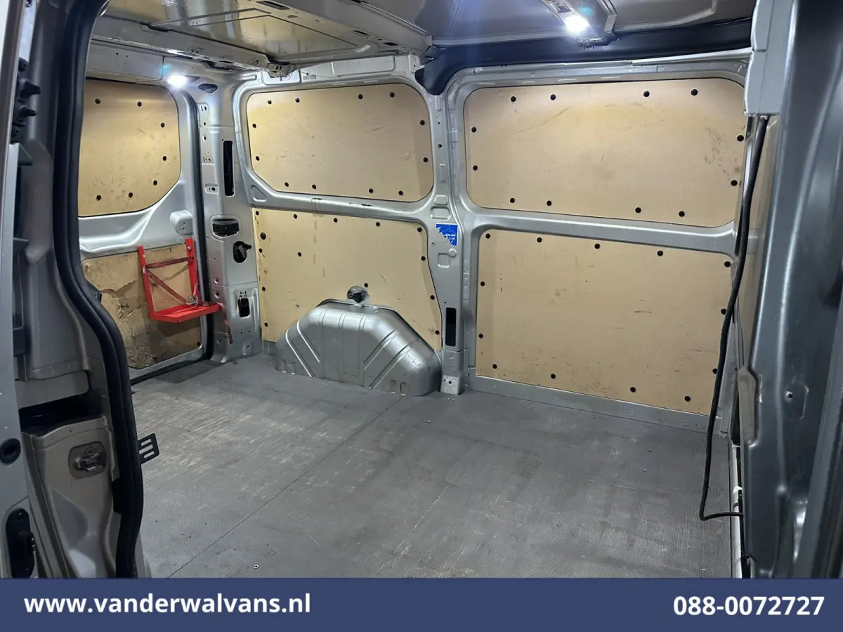 2.0 TDCI 170pk L1H1 Euro6 Airco | Camera | LED | Apple Carplay | Cruisecontrol | Raptor grill | Leder Android Auto, LM velgen, Verwarmde voorruit, Parkeersensoren, Bijrijdersbank, 2500kg tre