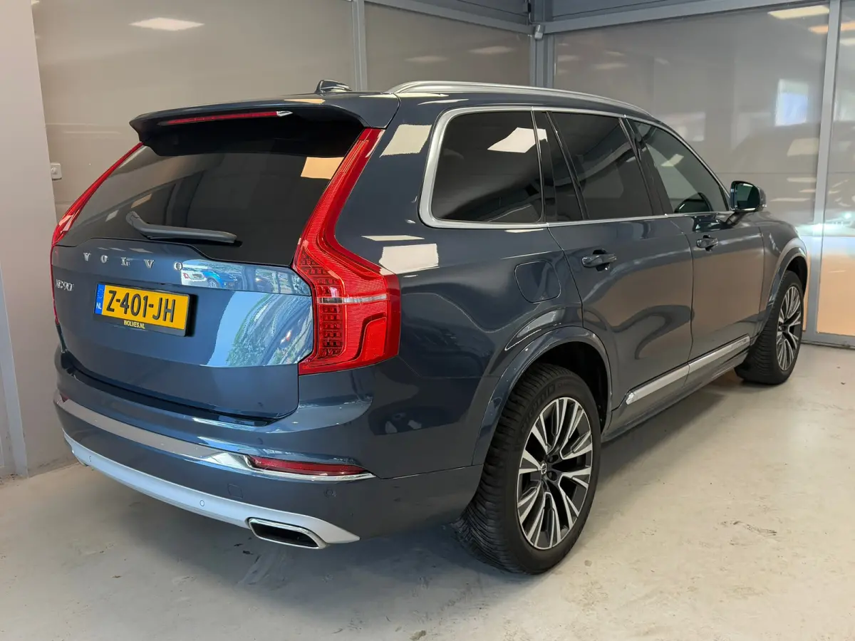 2.0 T8 Recharge AWD R-Design | PANODAK | LEER | HUD | 7 persoons |