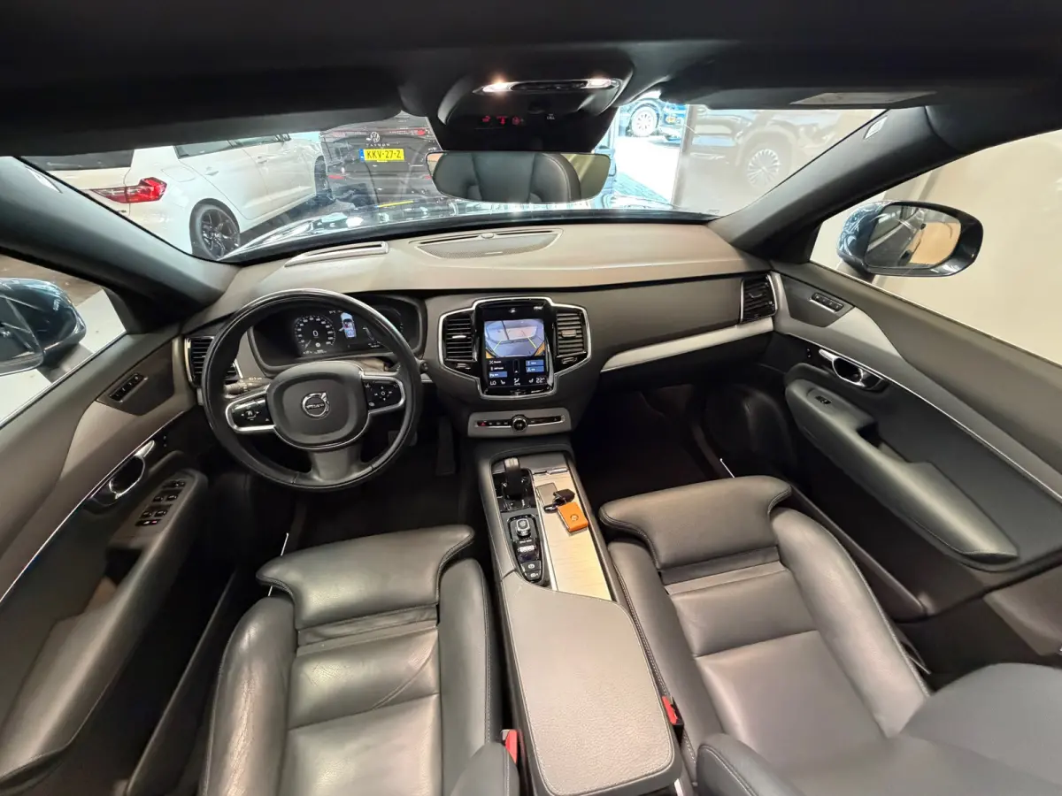 2.0 T8 Recharge AWD R-Design | PANODAK | LEER | HUD | 7 persoons |
