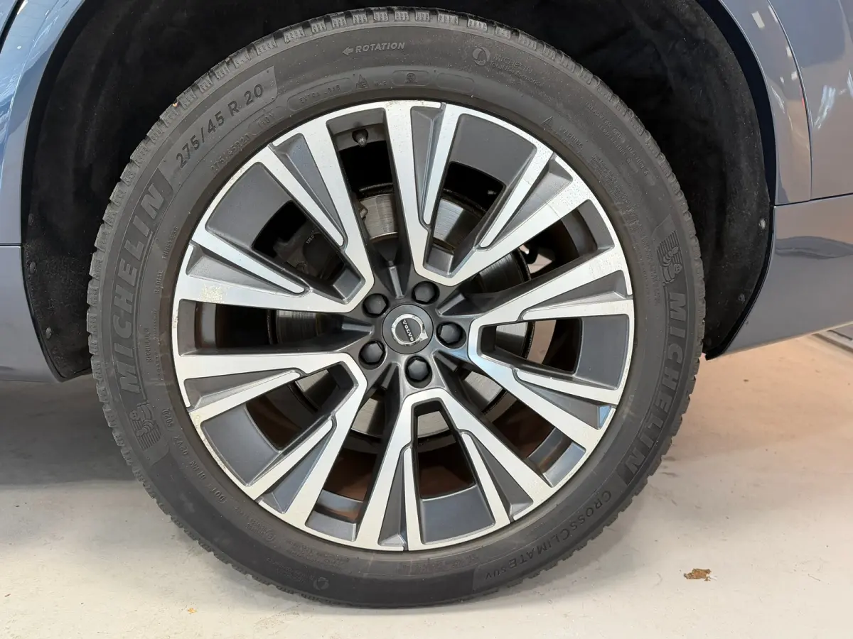 2.0 T8 Recharge AWD R-Design | PANODAK | LEER | HUD | 7 persoons |