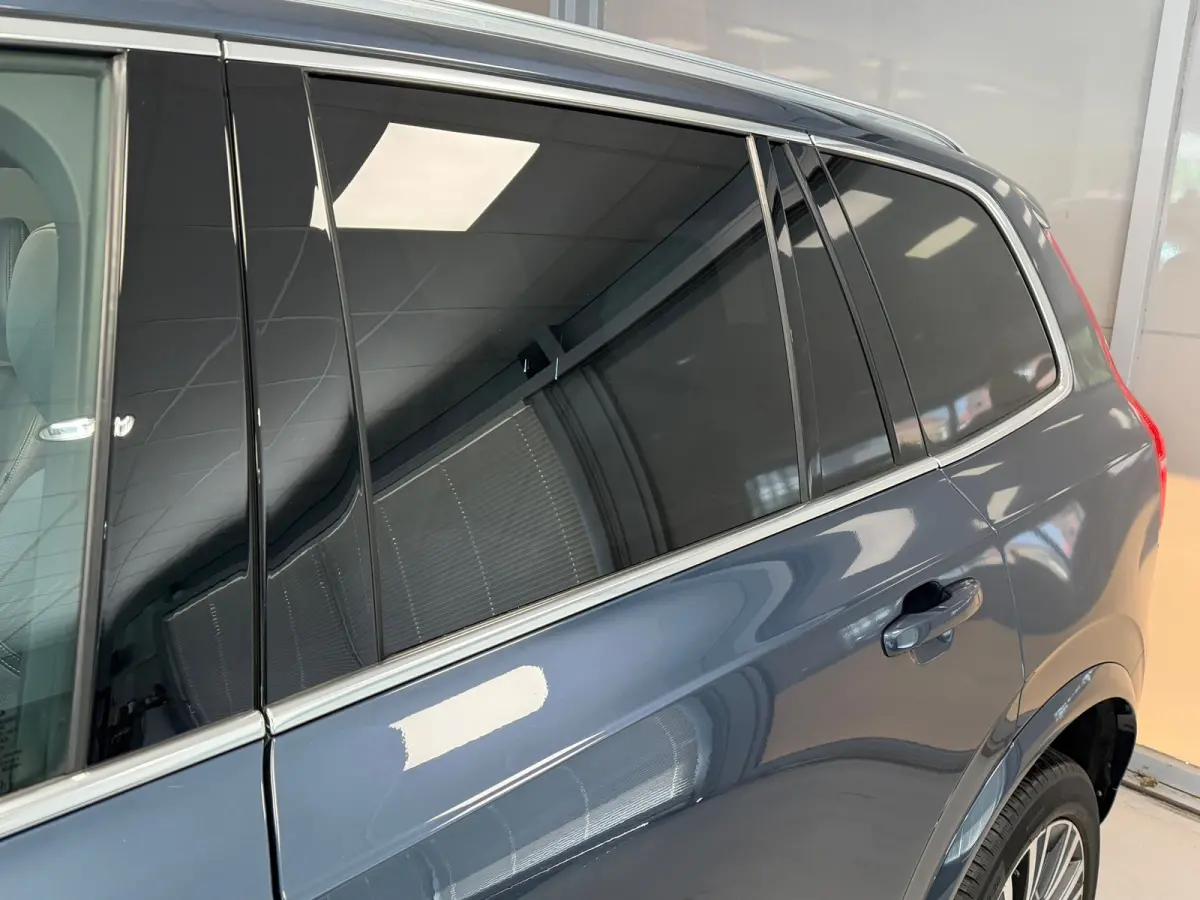 2.0 T8 Recharge AWD R-Design | PANODAK | LEER | HUD | 7 persoons |