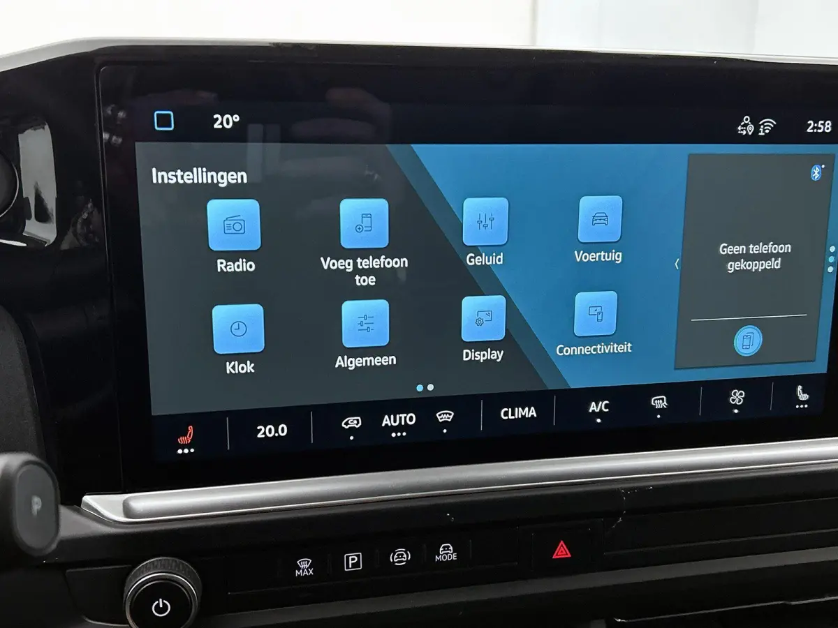 L2H1 Life 64 kWh 136PK | Automaat | Achteruitrijcamera | Parkeernsensoren Voor + Achter | Cruise Control | Lane Assist | Multifunctioneel Stuurwiel | Airco | Apple/Android Carplay | Stoelver