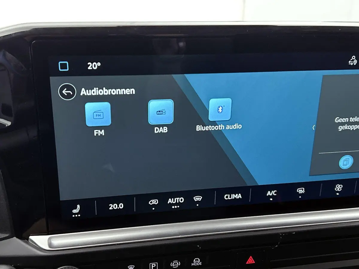 L2H1 Life 64 kWh 136PK | Automaat | Achteruitrijcamera | Parkeernsensoren Voor + Achter | Cruise Control | Lane Assist | Multifunctioneel Stuurwiel | Airco | Apple/Android Carplay | Stoelver