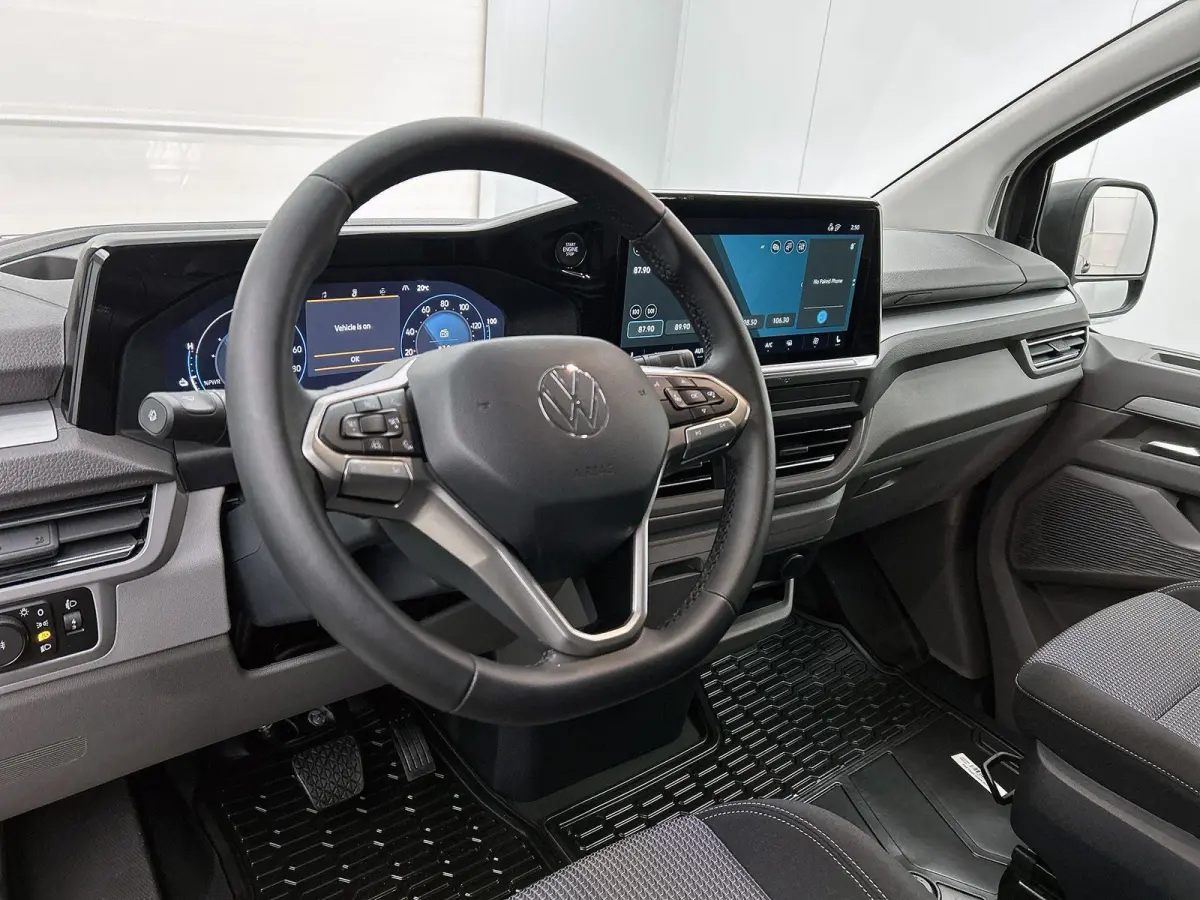 L2H1 Life 64 kWh 136PK | Automaat | Achteruitrijcamera | Parkeernsensoren Voor + Achter | Cruise Control | Lane Assist | Multifunctioneel Stuurwiel | Airco | Apple/Android Carplay | Stoelver