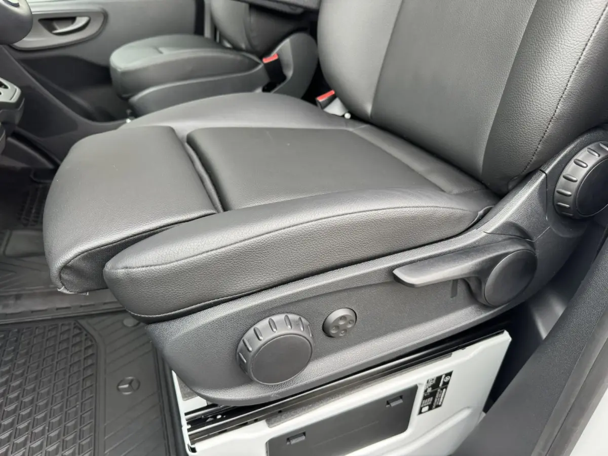 317 1.9 CDI L2 9G Leder Camera Clima M-bux media systeem DAB laadruimte betimmering