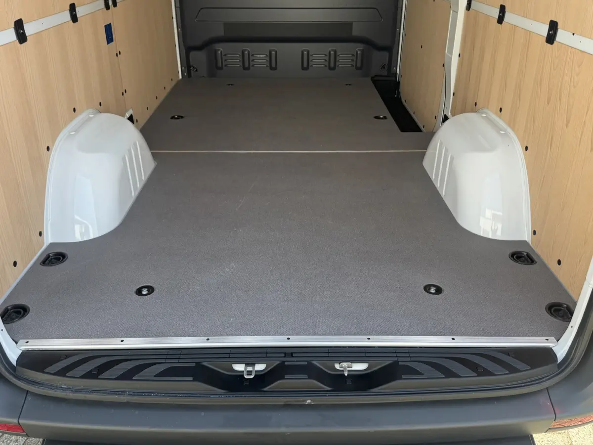317 1.9 CDI L2 9G Leder Camera Clima M-bux media systeem DAB laadruimte betimmering