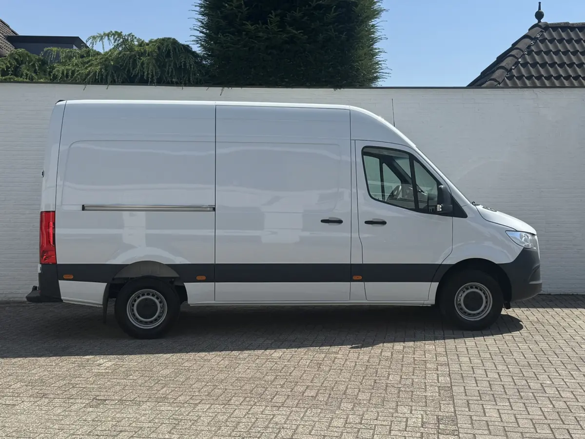 317 1.9 CDI L2 9G Leder Camera Clima M-bux media systeem DAB laadruimte betimmering
