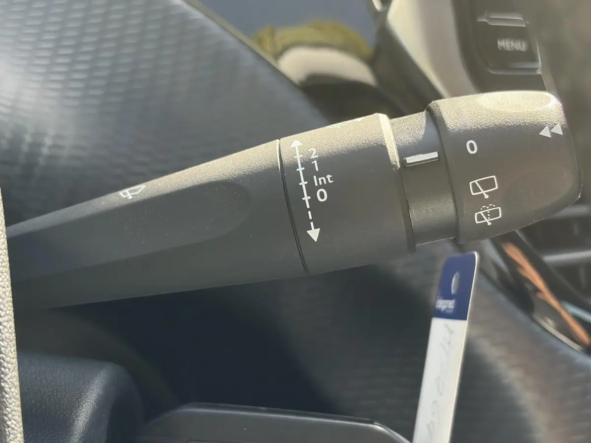 1.2 PureTech Active 110pk,Dealer Onderhouden,Navi,Carplay,Airco,Cruise,Pdc,N.A.P,Apk tot 05-2027