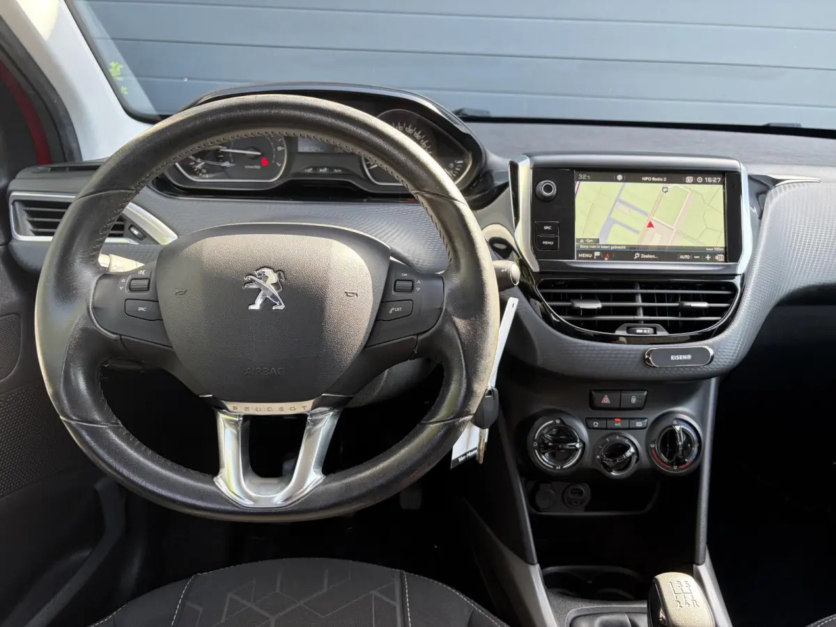 1.2 PureTech Active 110pk,Dealer Onderhouden,Navi,Carplay,Airco,Cruise,Pdc,N.A.P,Apk tot 05-2027