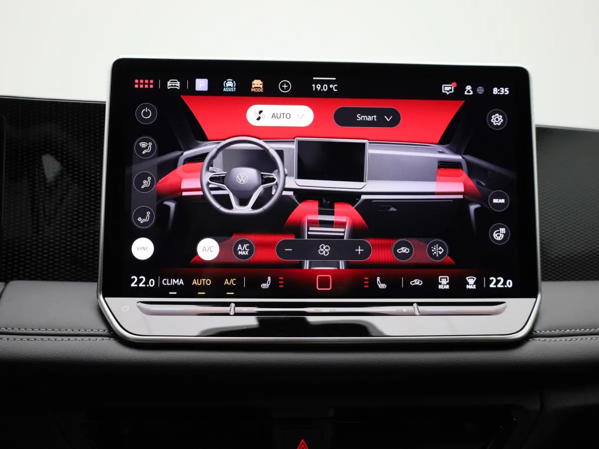 1.5 eTSI Life Edition 130PK | Automaat | Trekhaak | Stoelverwarming | Elektrische achterklep | Navigatie | Stuurverwarming | Keyless Access | Apple Carplay | LED Koplampen | Camera | Ruiten 
