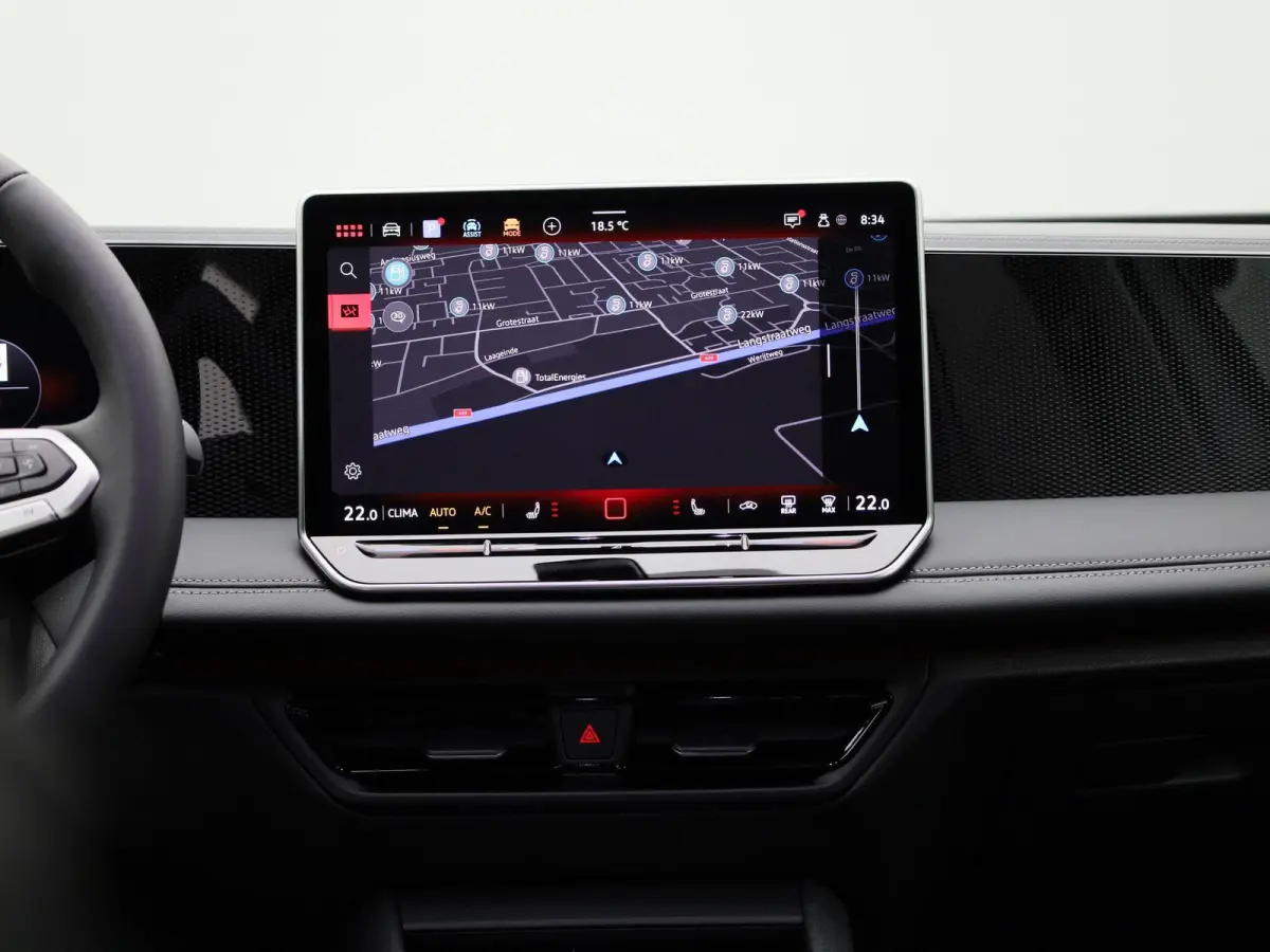 1.5 eTSI Life Edition 130PK | Automaat | Trekhaak | Stoelverwarming | Elektrische achterklep | Navigatie | Stuurverwarming | Keyless Access | Apple Carplay | LED Koplampen | Camera | Ruiten 