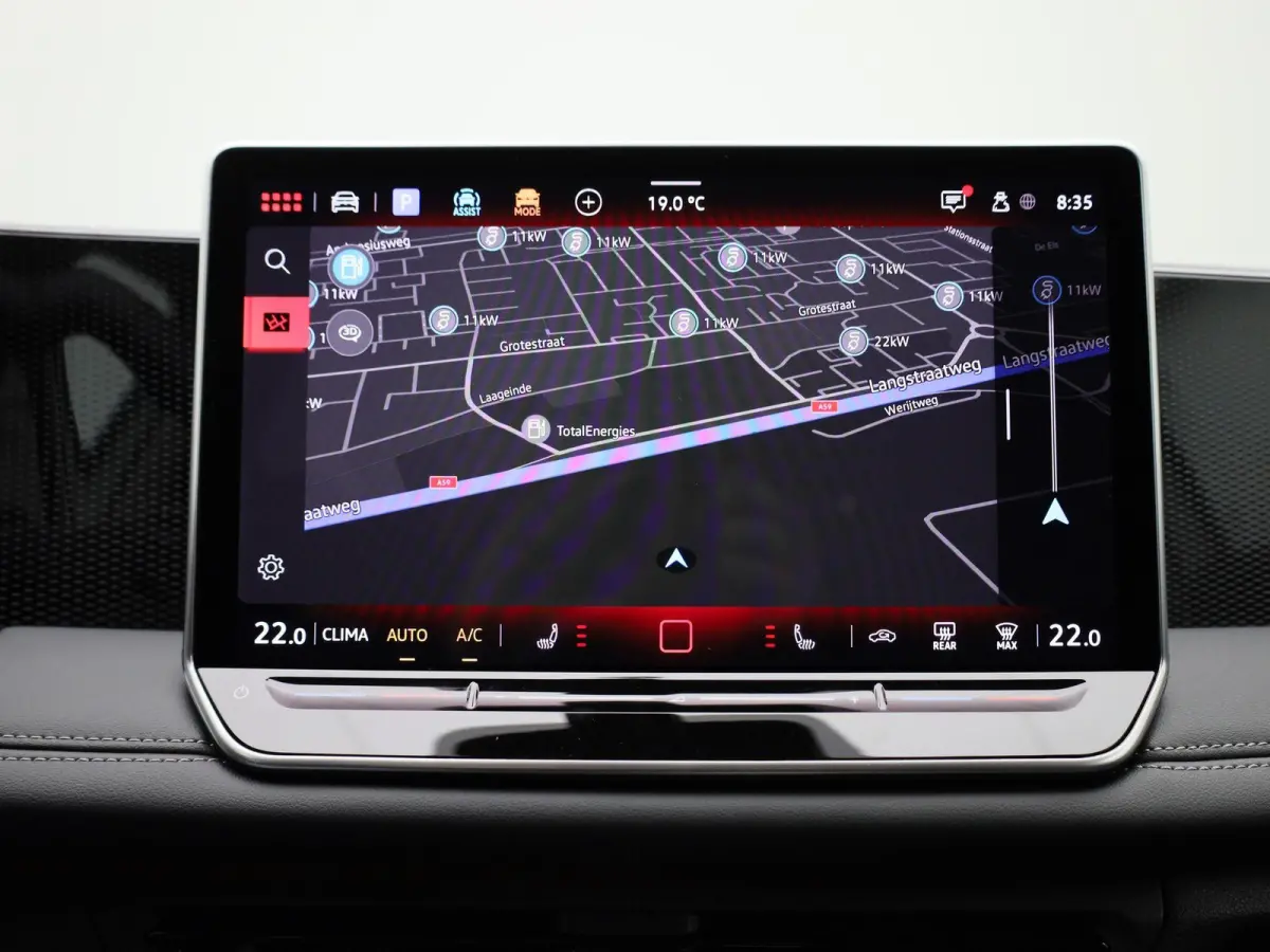 1.5 eTSI Life Edition 130PK | Automaat | Trekhaak | Stoelverwarming | Elektrische achterklep | Navigatie | Stuurverwarming | Keyless Access | Apple Carplay | LED Koplampen | Camera | Ruiten 