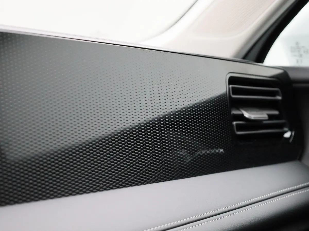 1.5 eTSI Life Edition 130PK | Automaat | Trekhaak | Stoelverwarming | Elektrische achterklep | Navigatie | Stuurverwarming | Keyless Access | Apple Carplay | LED Koplampen | Camera | Ruiten 