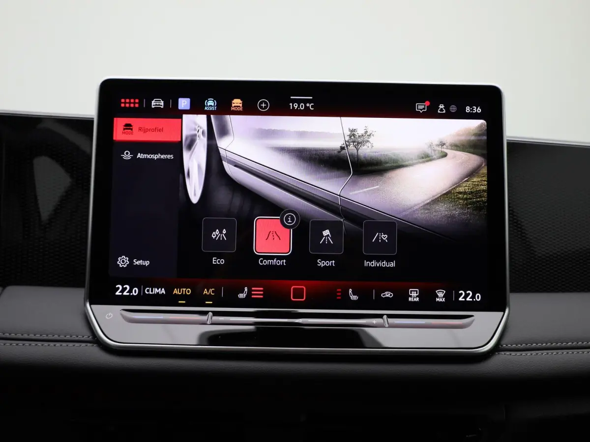 1.5 eTSI Life Edition 130PK | Automaat | Trekhaak | Stoelverwarming | Elektrische achterklep | Navigatie | Stuurverwarming | Keyless Access | Apple Carplay | LED Koplampen | Camera | Ruiten 