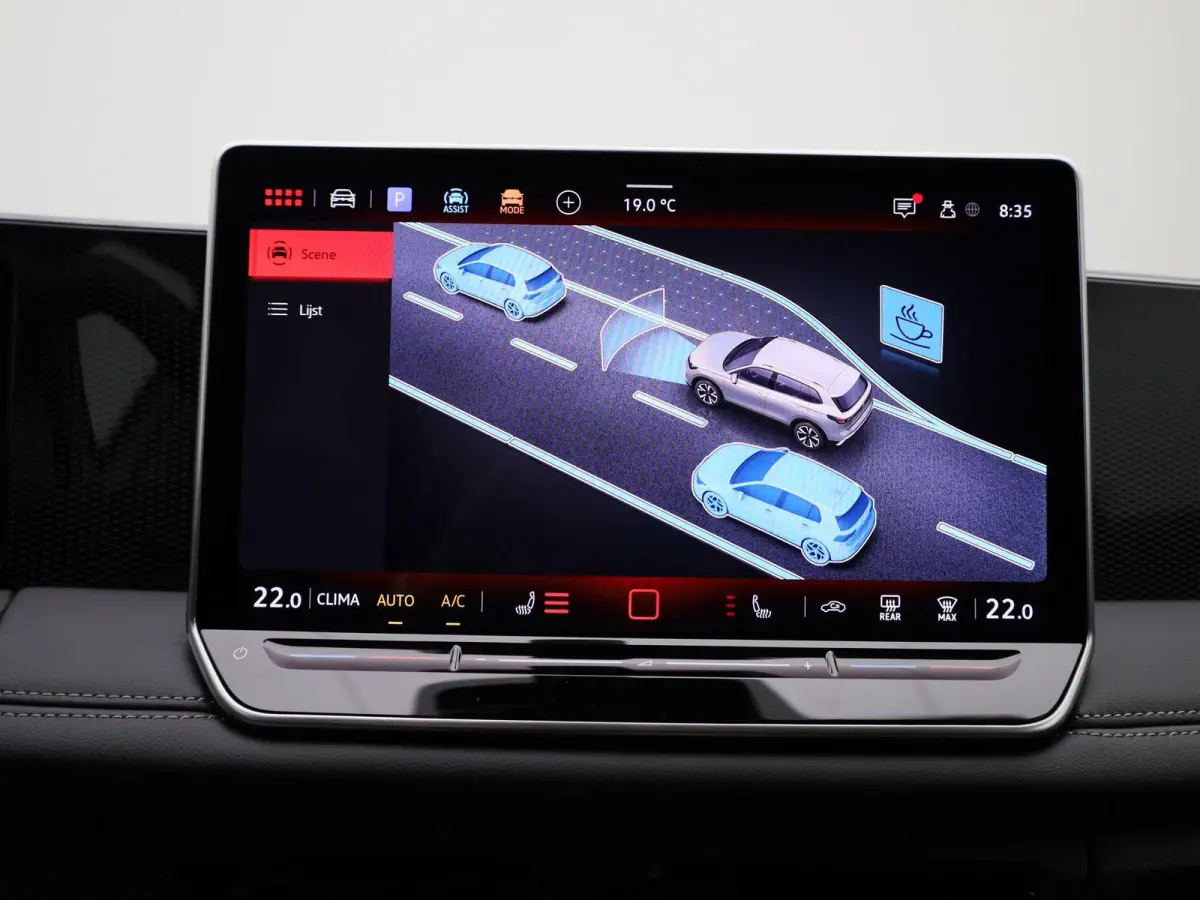 1.5 eTSI Life Edition 130PK | Automaat | Trekhaak | Stoelverwarming | Elektrische achterklep | Navigatie | Stuurverwarming | Keyless Access | Apple Carplay | LED Koplampen | Camera | Ruiten 