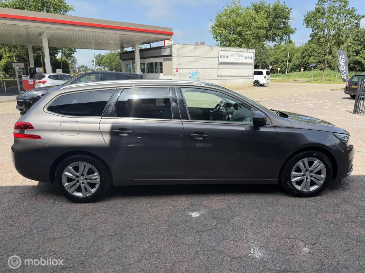 1.2 BL EXE Clima Pano Carplay Trekhaak
