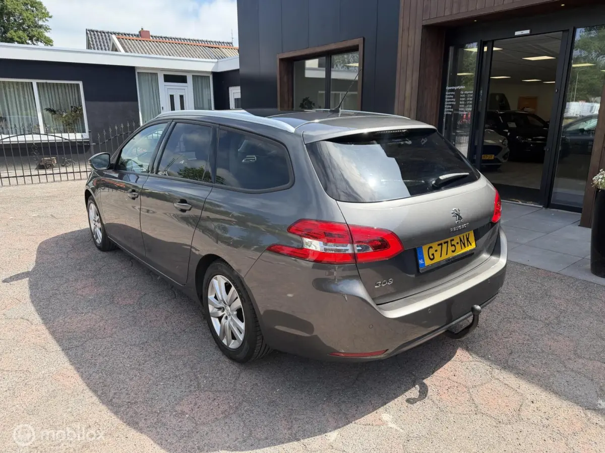 1.2 BL EXE Clima Pano Carplay Trekhaak