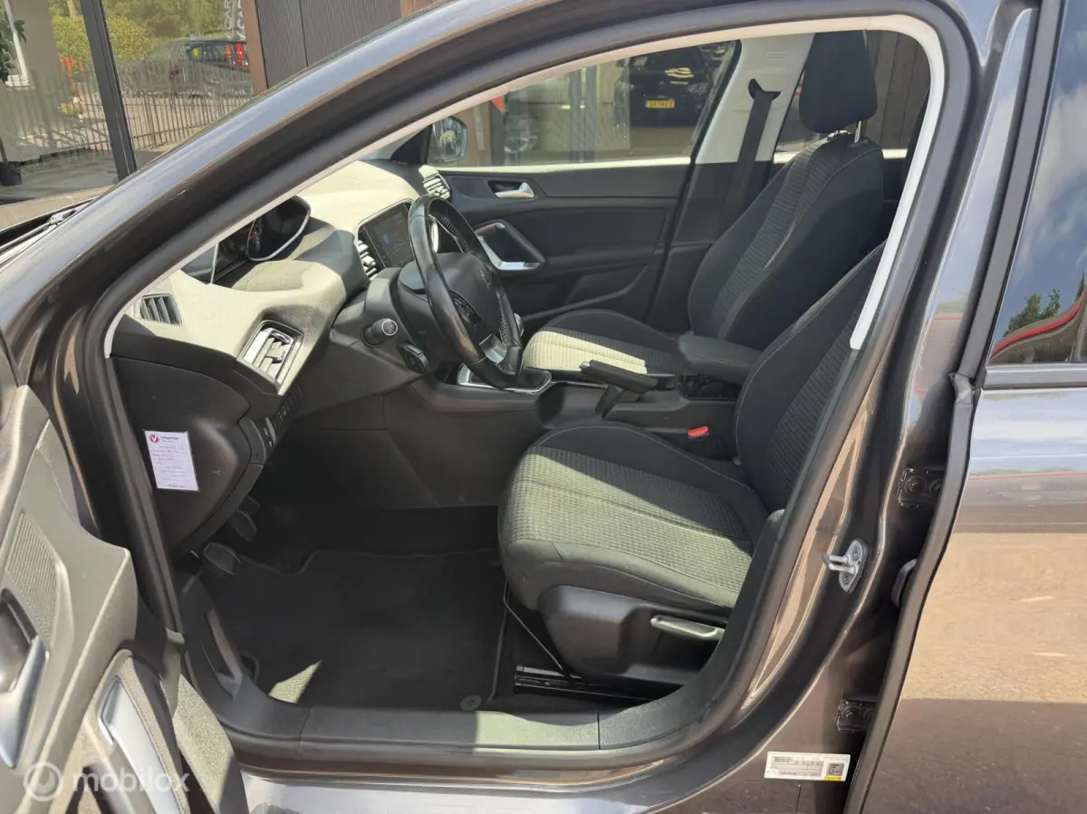 1.2 BL EXE Clima Pano Carplay Trekhaak