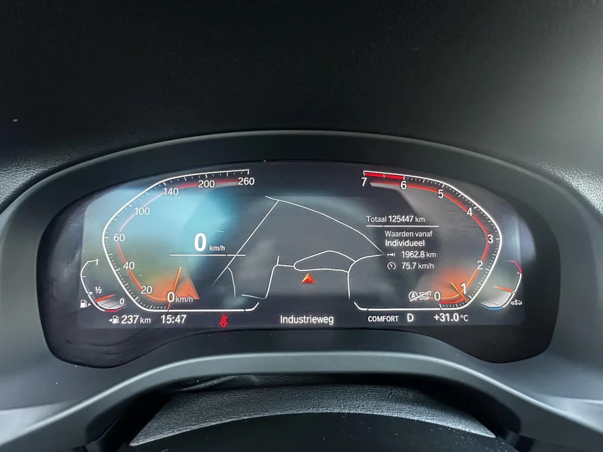 xDrive20i Org NL 1ste eigenaar M Sport