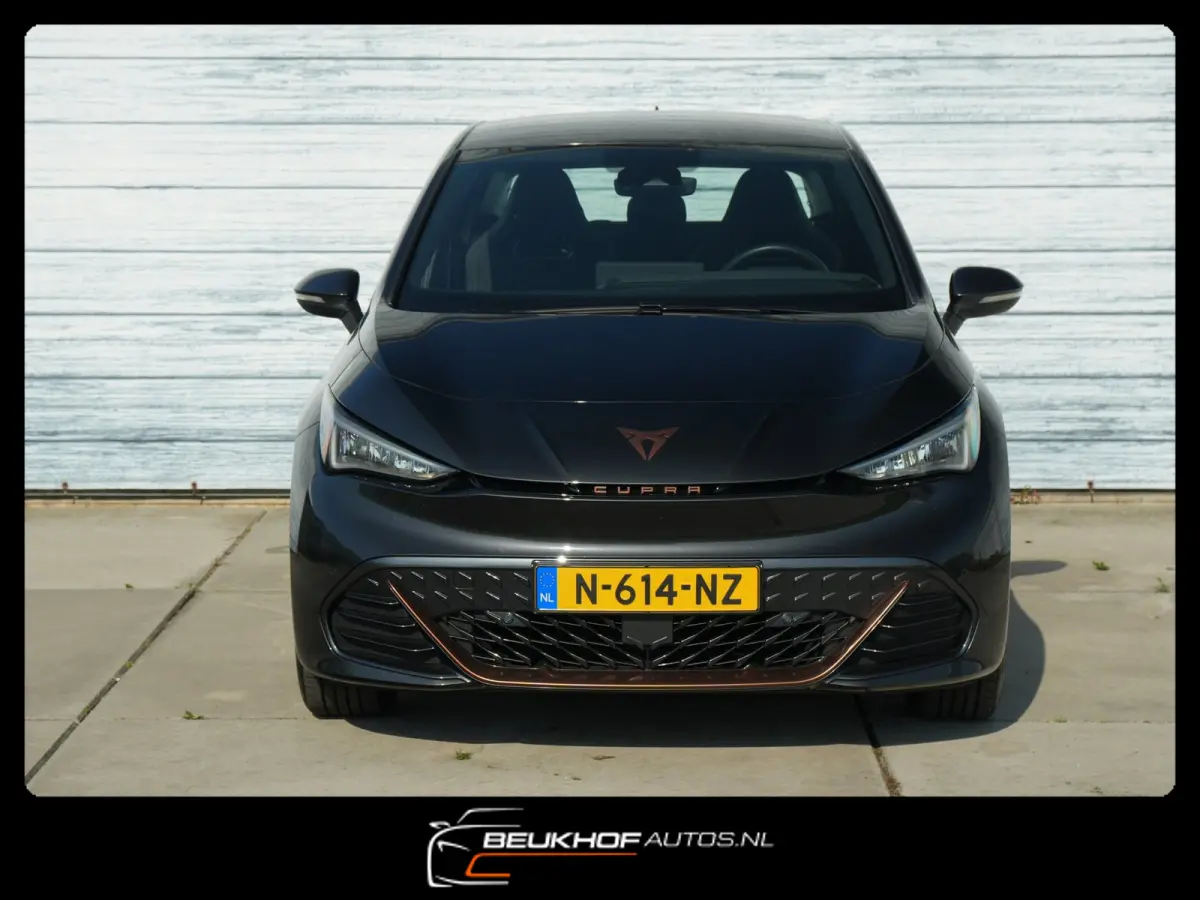 Business One 62 kWh Carplay 20'' Velgen Soh92%