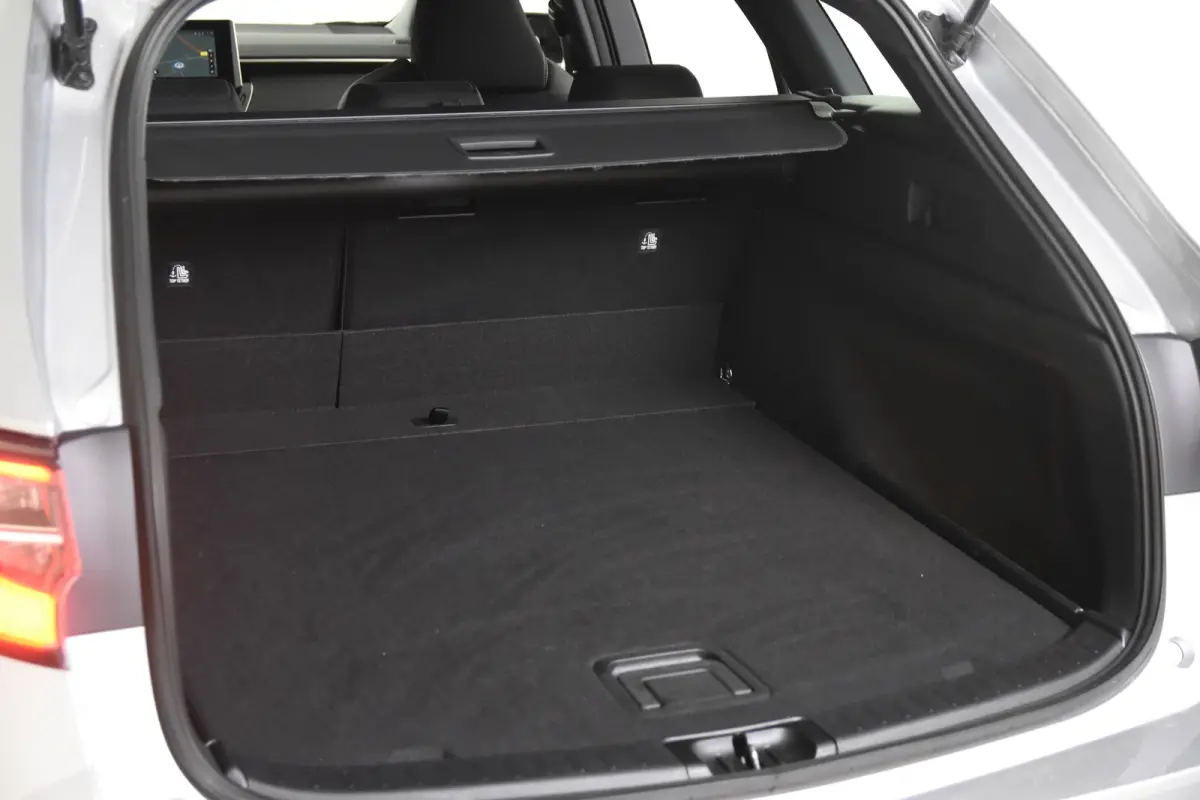 1.8 Hybrid Dynamic *1ste Eigenaar*Navigatie*Stoelverwarming*