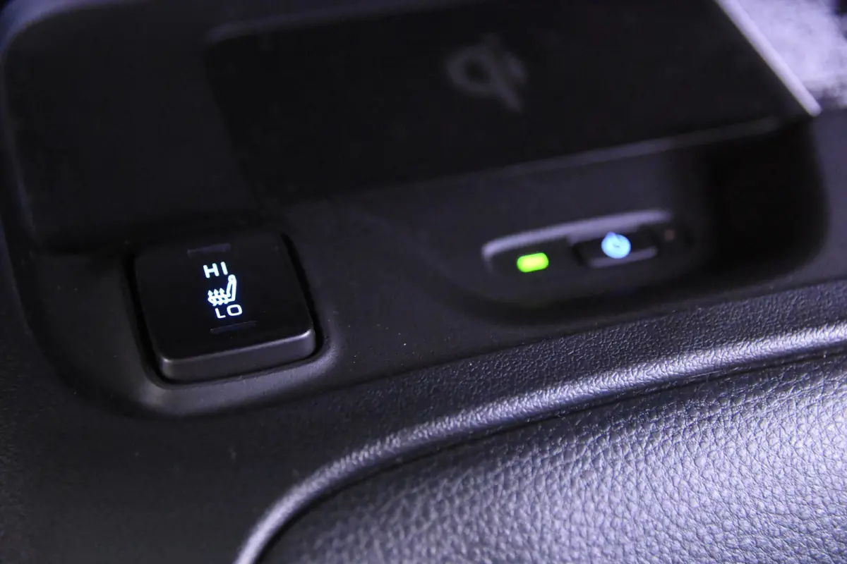 1.8 Hybrid Dynamic *1ste Eigenaar*Navigatie*Stoelverwarming*