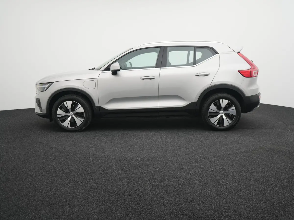 1.5 T5 plus Bright AUTOMAAT | HARMAN KARDON | CAMERA | CRUISE | CLIMA | STOEL & STUURVERWARMING | DAB | NAVIGATIE | APPLE CARPLAY | 12 MAANDEN BOVAG GARANTIE |