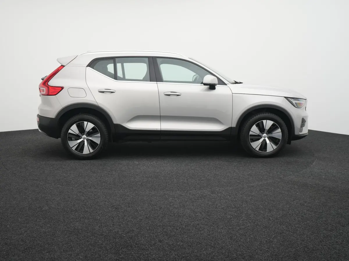 1.5 T5 plus Bright AUTOMAAT | HARMAN KARDON | CAMERA | CRUISE | CLIMA | STOEL & STUURVERWARMING | DAB | NAVIGATIE | APPLE CARPLAY | 12 MAANDEN BOVAG GARANTIE |