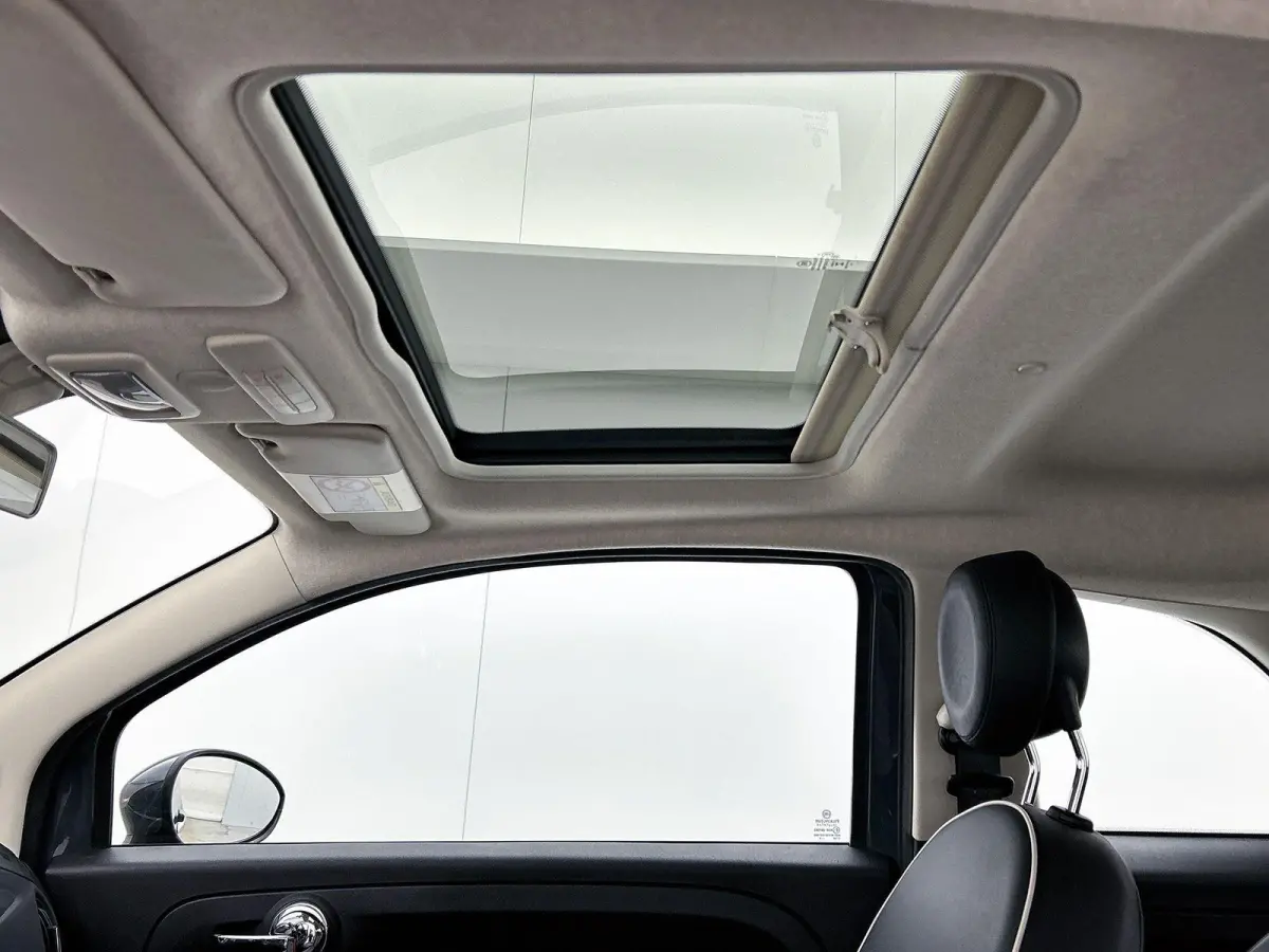 1.2 Lounge | Airconditioning | Panoramadak | Bluetooth | Lichtmetalen Velgen |