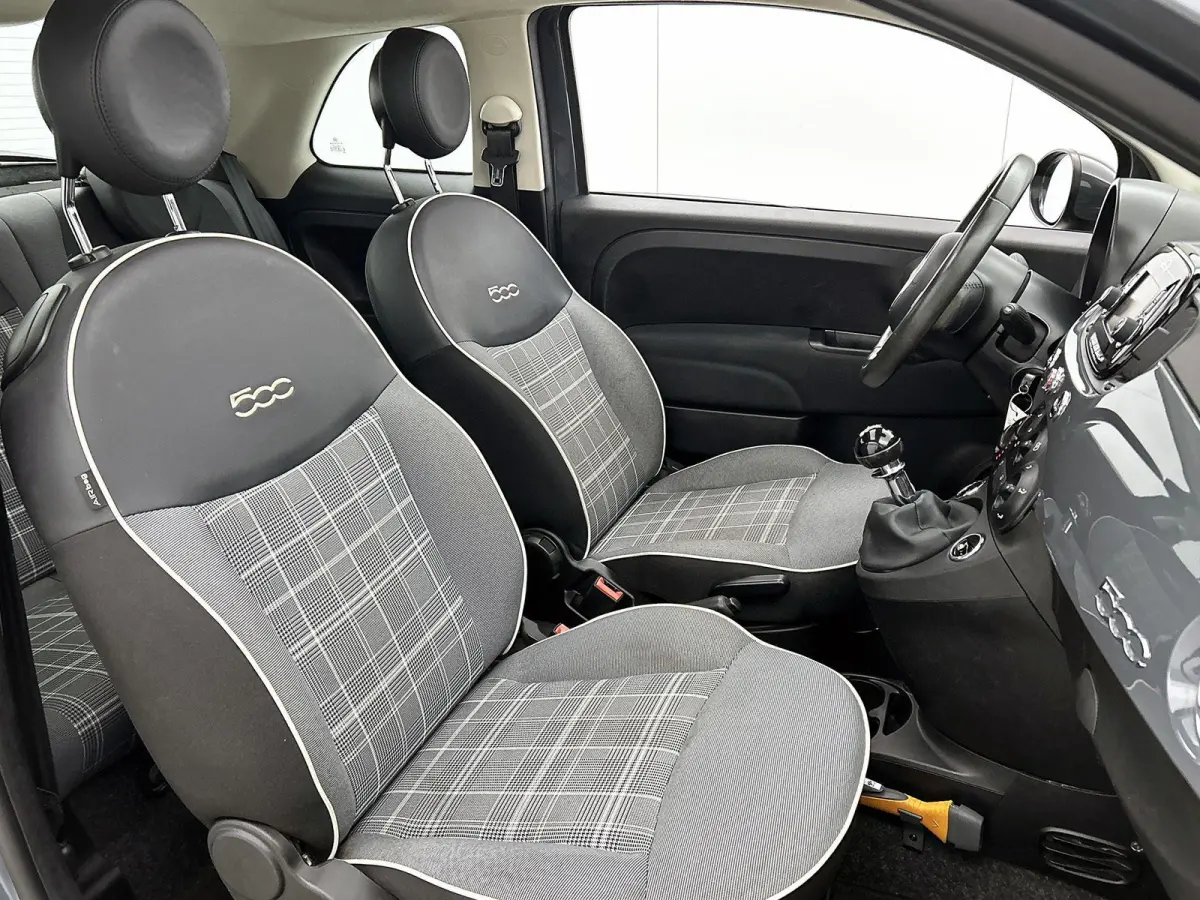 1.2 Lounge | Airconditioning | Panoramadak | Bluetooth | Lichtmetalen Velgen |