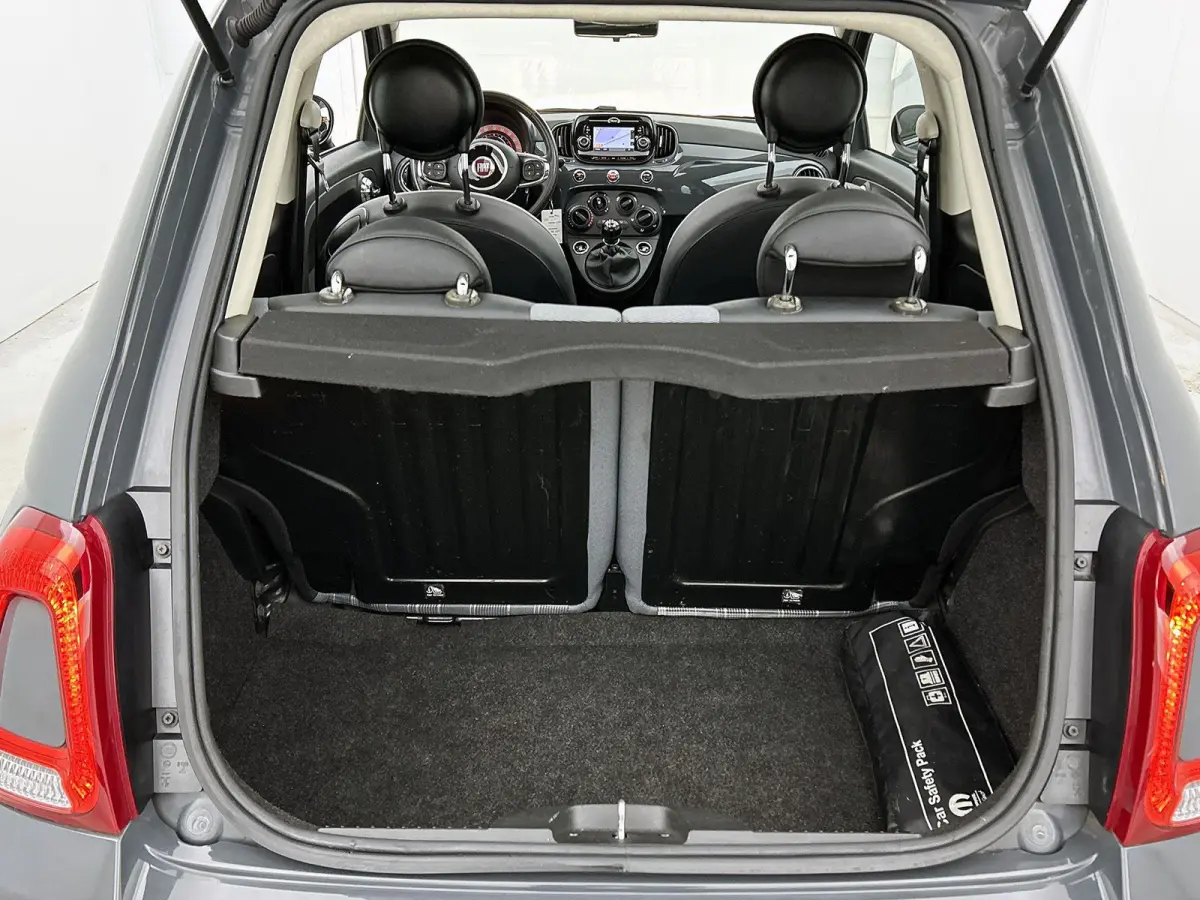 1.2 Lounge | Airconditioning | Panoramadak | Bluetooth | Lichtmetalen Velgen |