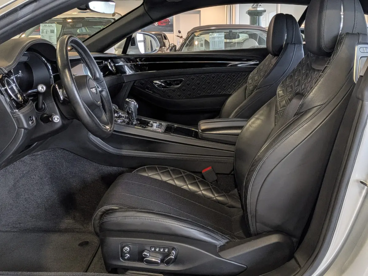 6.0 W12 Automaat Airco, Cruise Control, Navigatie,