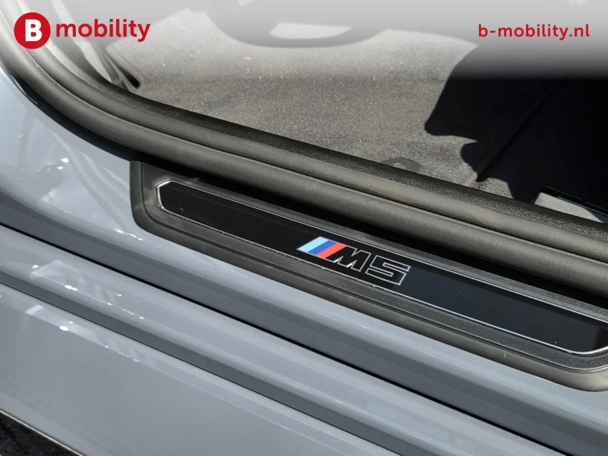 M5 M-Drivers Package Origineel NL Panoramadak Trekhaak | Bowers&Wilkins | Stoelverwarming/Ventilatie | Head-Up | Adaptieve LED Koplampen