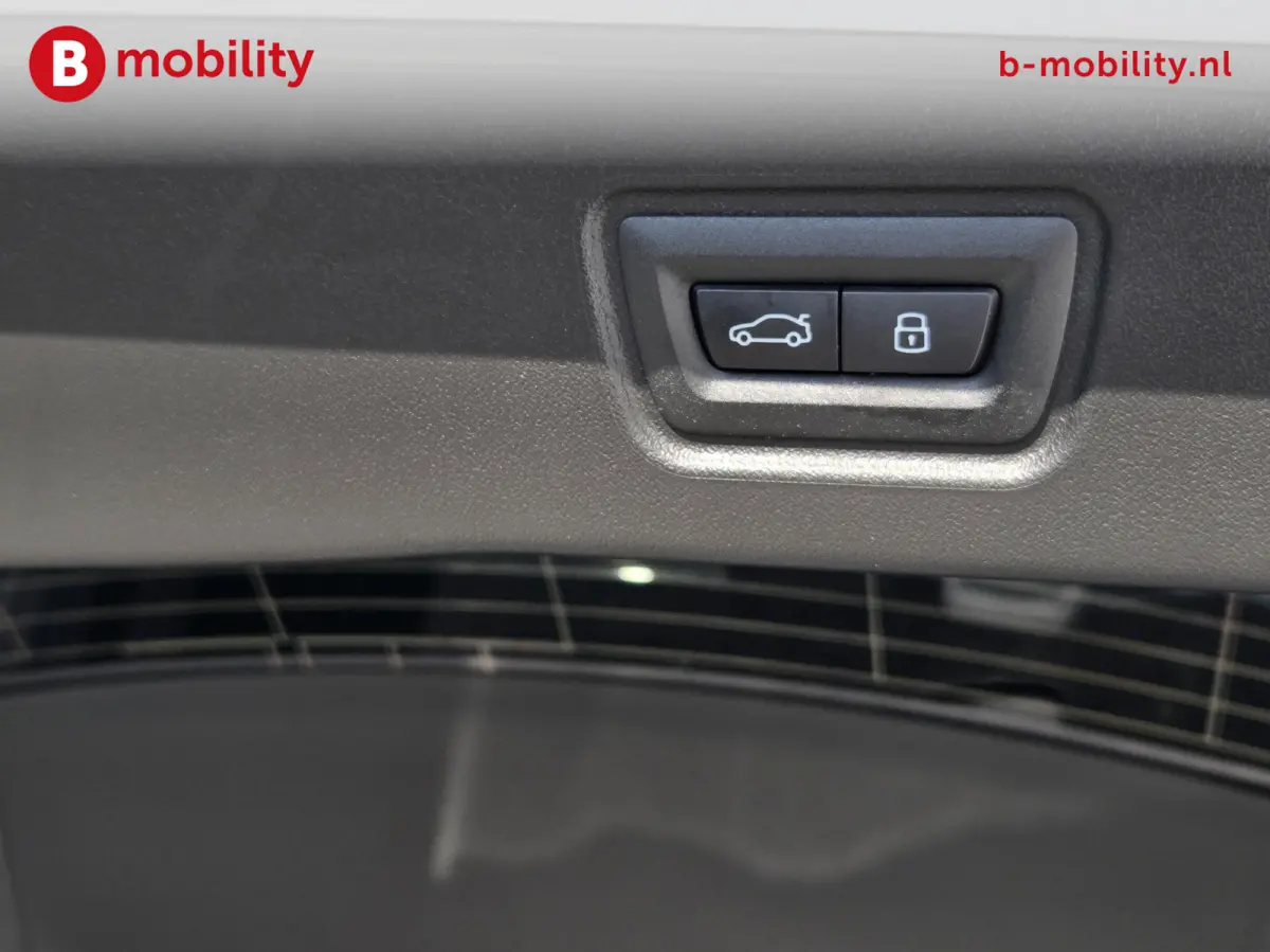 M5 M-Drivers Package Origineel NL Panoramadak Trekhaak | Bowers&Wilkins | Stoelverwarming/Ventilatie | Head-Up | Adaptieve LED Koplampen