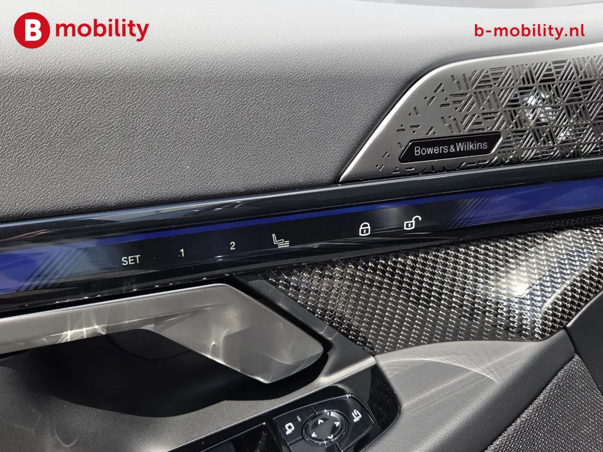 M5 M-Drivers Package Origineel NL Panoramadak Trekhaak | Bowers&Wilkins | Stoelverwarming/Ventilatie | Head-Up | Adaptieve LED Koplampen