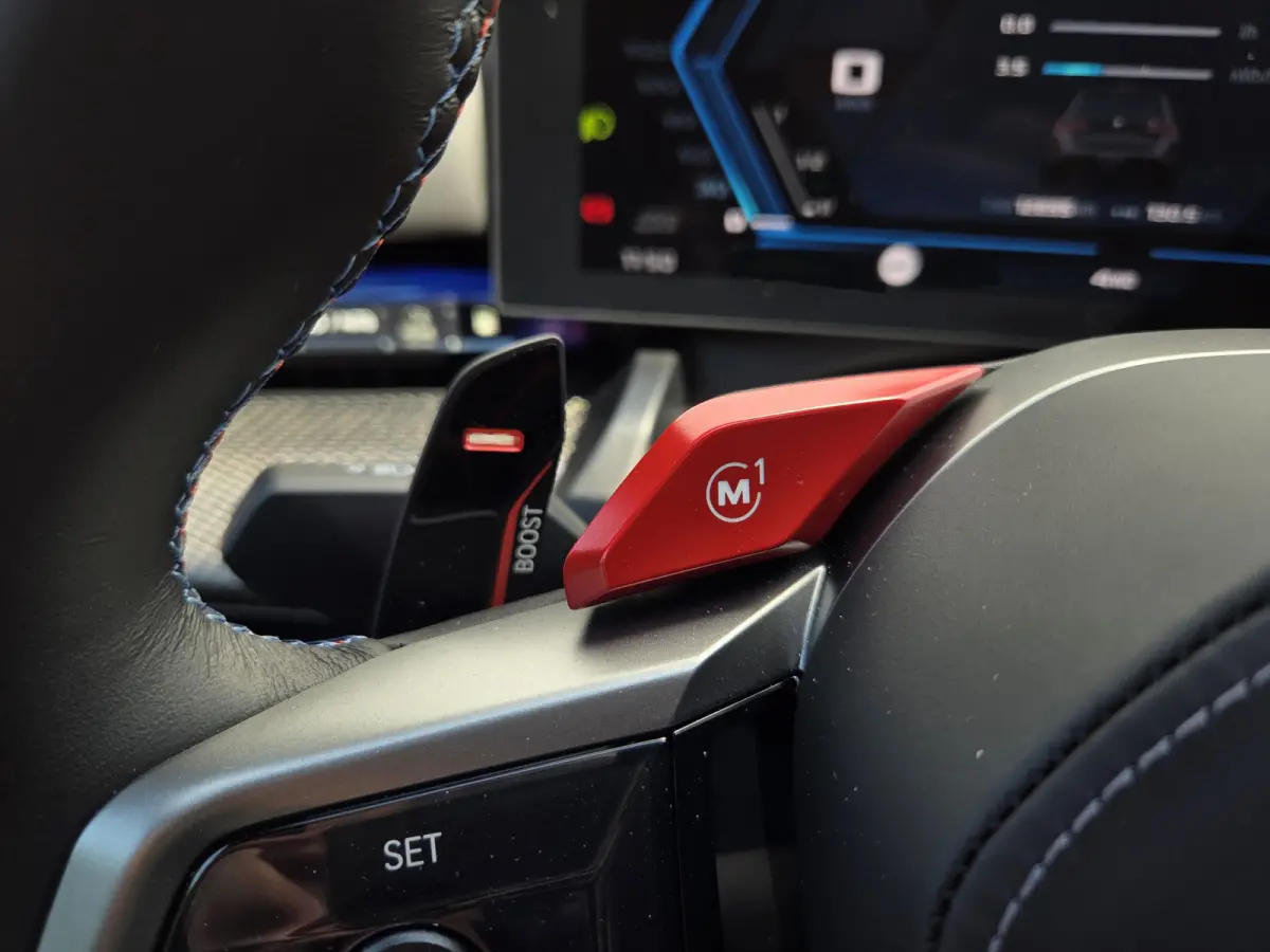M5 M-Drivers Package Origineel NL Panoramadak Trekhaak | Bowers&Wilkins | Stoelverwarming/Ventilatie | Head-Up | Adaptieve LED Koplampen